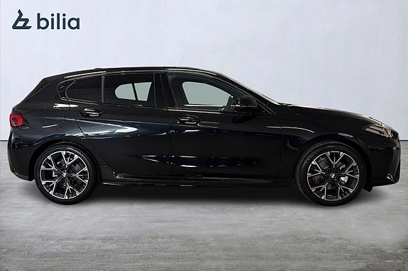 BMW 120 16 of 18