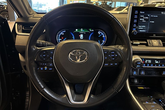 Toyota RAV4 20 of 24