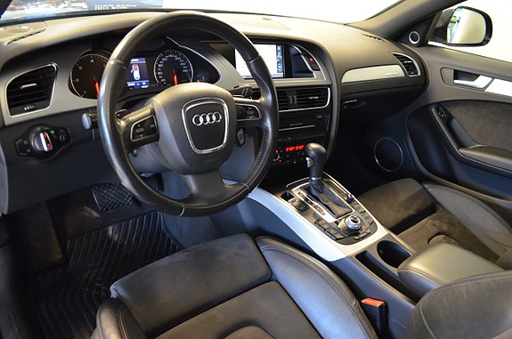 Audi A4 allroad 2 of 21