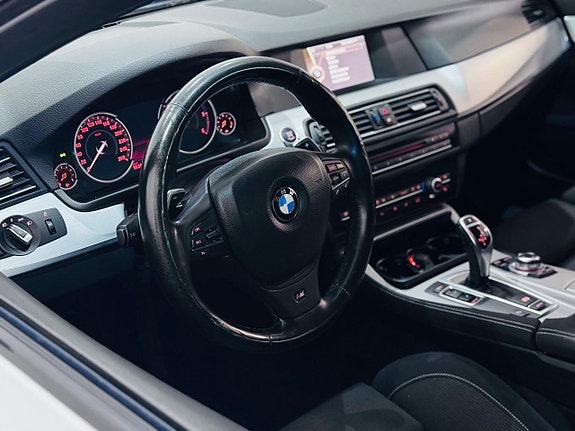 BMW 520d 9 of 18