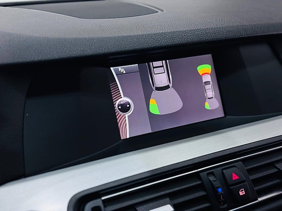 BMW 520d 14 of 18