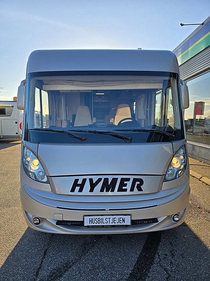 Hymer B 698 2XAC. ALDE.DUBBELSÄNG.QUEENBED 6 of 21
