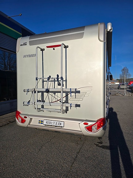 Hymer B 698 2XAC. ALDE.DUBBELSÄNG.QUEENBED 3 of 21