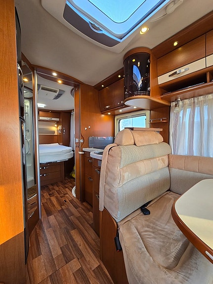 Hymer B 698 2XAC. ALDE.DUBBELSÄNG.QUEENBED 11 of 21