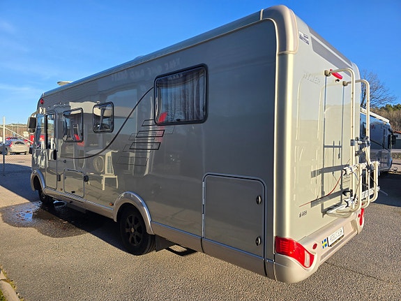 Hymer B 698 2XAC. ALDE.DUBBELSÄNG.QUEENBED 4 of 21