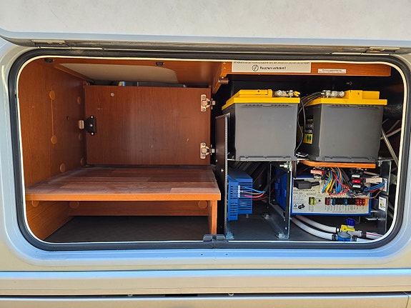 Hymer B 698 2XAC. ALDE.DUBBELSÄNG.QUEENBED 21 of 21