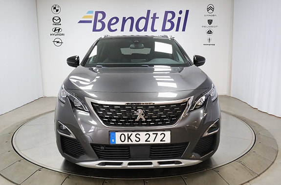 Peugeot 3008 2 of 5