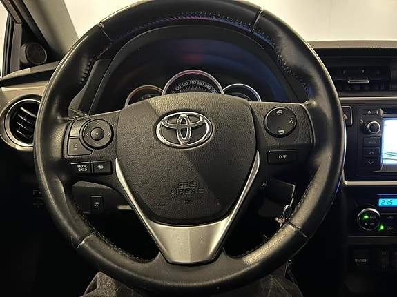 Toyota Auris 11 of 11