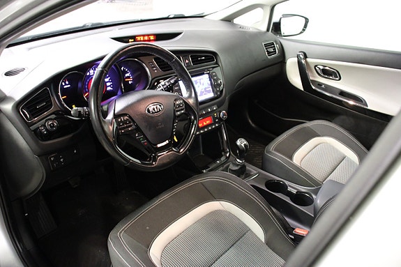 Kia Ceed 9 of 20