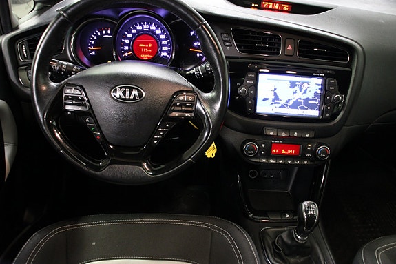 Kia Ceed 12 of 20
