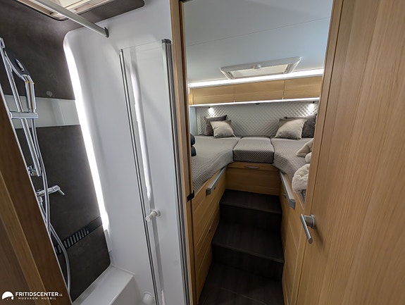 Adria MATRIX PLUS 670 DL *Långbäddar / Stort garage / Taksäng 13 of 21
