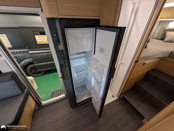 Adria MATRIX PLUS 670 DL *Långbäddar / Stort garage / Taksäng 12 of 21