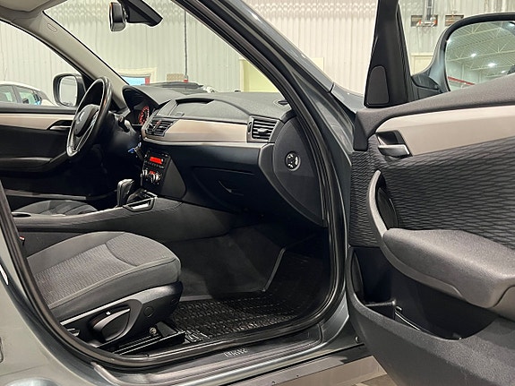 BMW X1 20 of 22