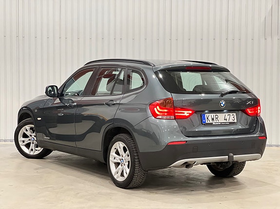 BMW X1 3 of 5