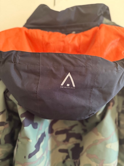 Product image 8 of 9