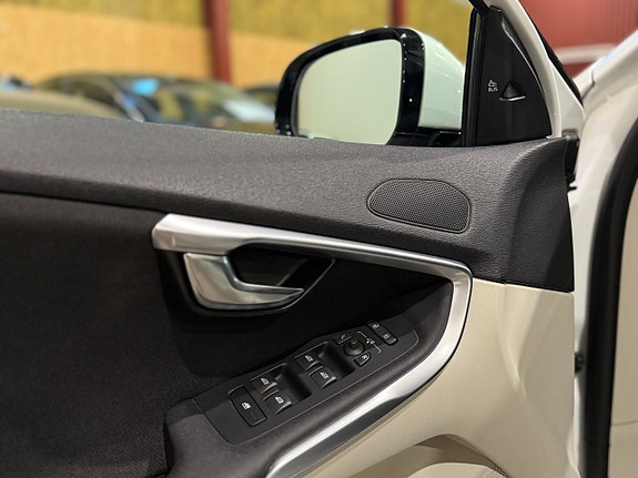 Volvo V40 23 of 23