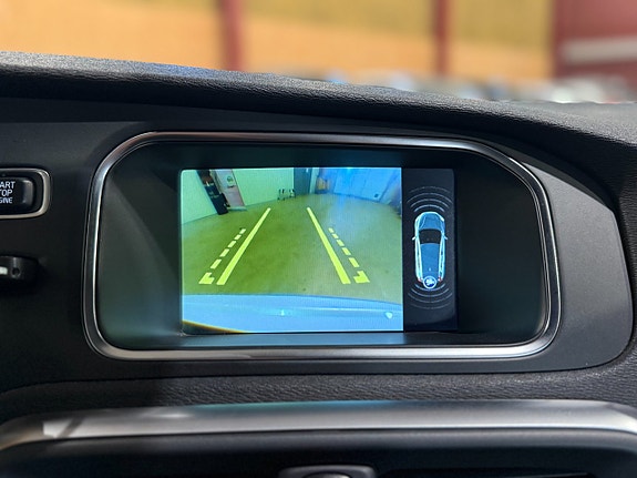 Volvo V40 19 of 23