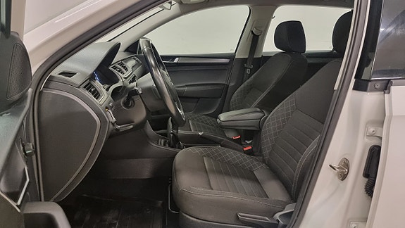 Skoda Rapid Spaceback 9 of 18