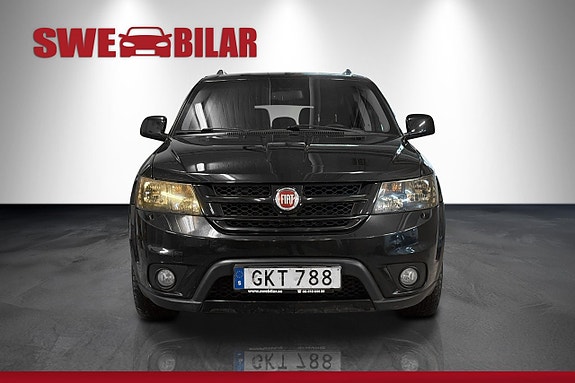 Fiat Freemont 2 of 17