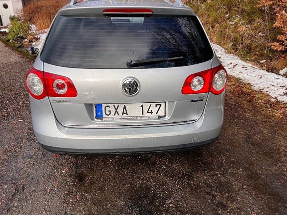 Volkswagen Passat 3 of 5