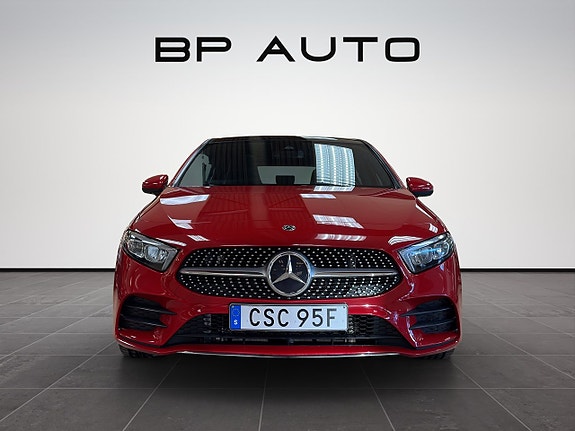 Mercedes-Benz A180 4 of 5
