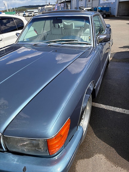 Mercedes-Benz 450 SLC 4 of 5