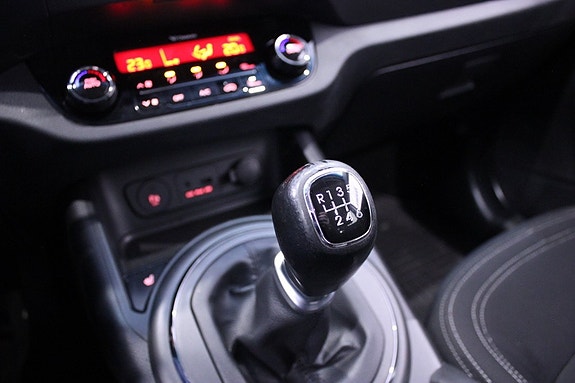 Kia Sportage 23 of 26