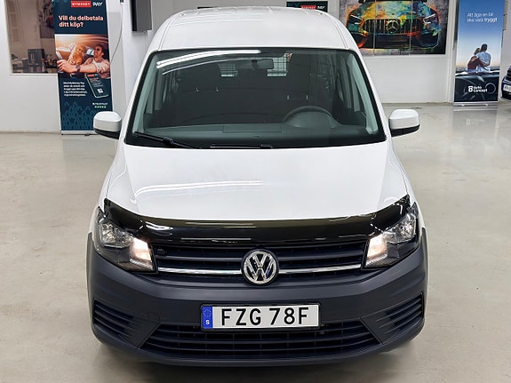 Volkswagen Caddy Maxi 4 of 5