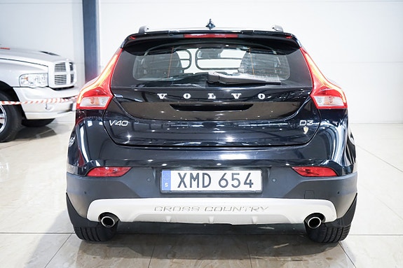Volvo V40 Cross Country 6 of 26