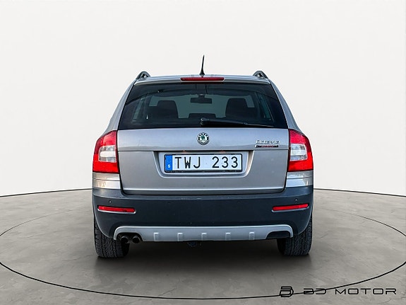 Skoda Octavia Scout 5 of 5