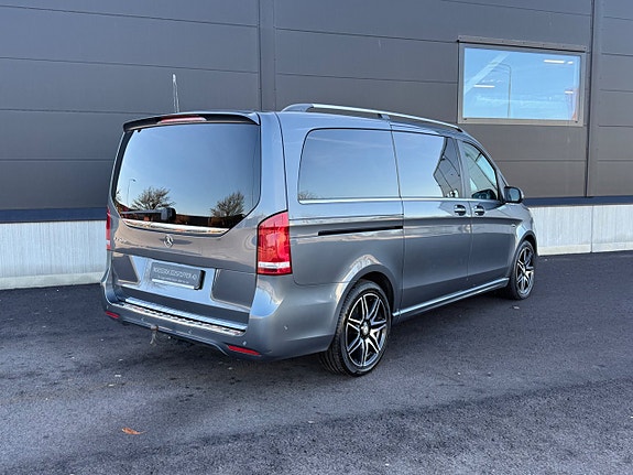 Mercedes-Benz V250 6 of 22