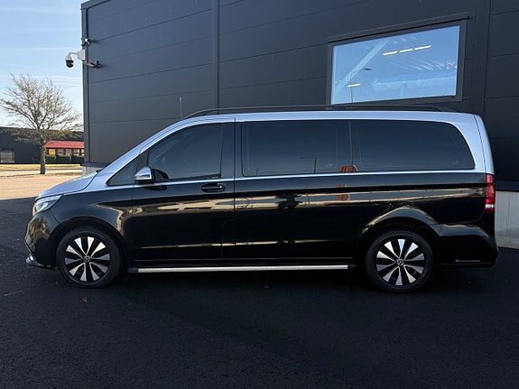 Mercedes-Benz V300 d 8 of 23