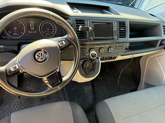Volkswagen Transporter 7 of 11