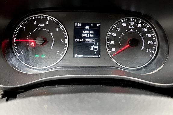 Dacia Sandero 7 of 9