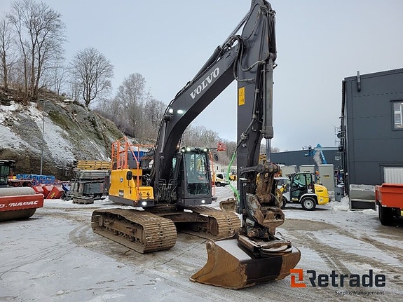 Grävmaskin Volvo EC220EL med grävsystem