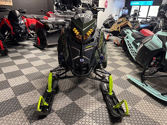 Polaris RMK KHAOS SLASH 9R 146 7S *Moms 4 of 9