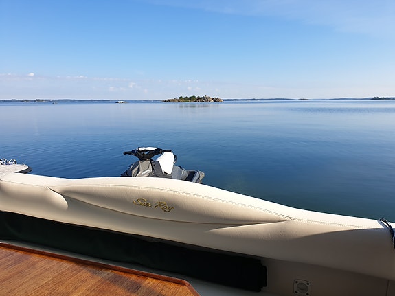 SeaRay Sundancer 315 med nya motorer - båtplats ingår* 14 of 20