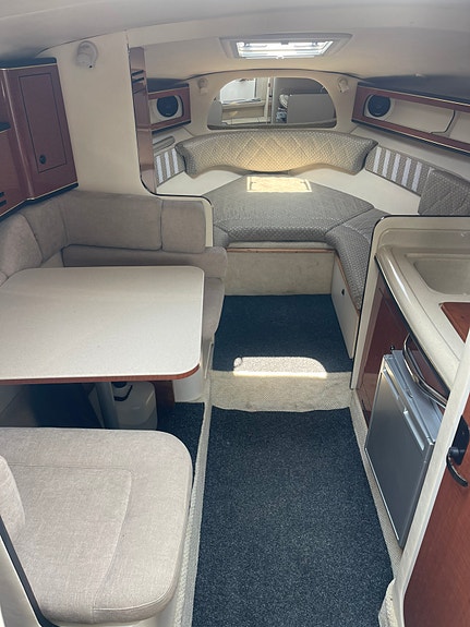 SeaRay Sundancer 315 med nya motorer - båtplats ingår* 13 of 20