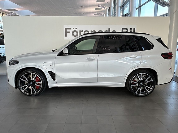 BMW X5 3 of 14