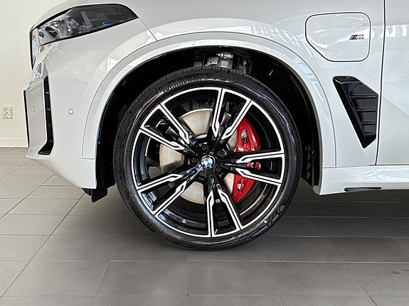 BMW X5 4 of 14