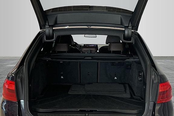 BMW 520d 9 of 18