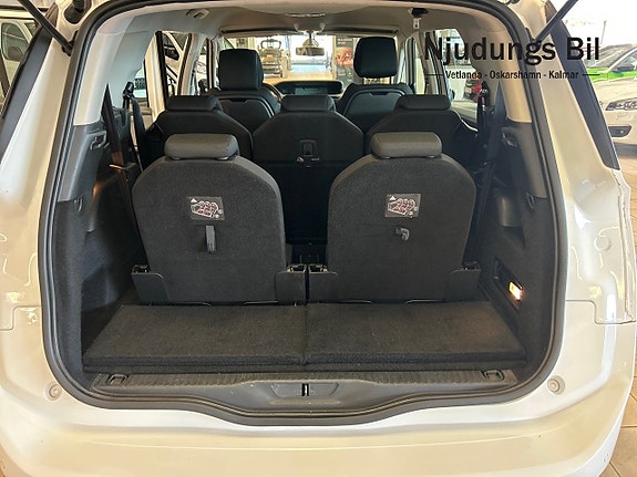 Citroen Grand C4 Picasso 11 of 11