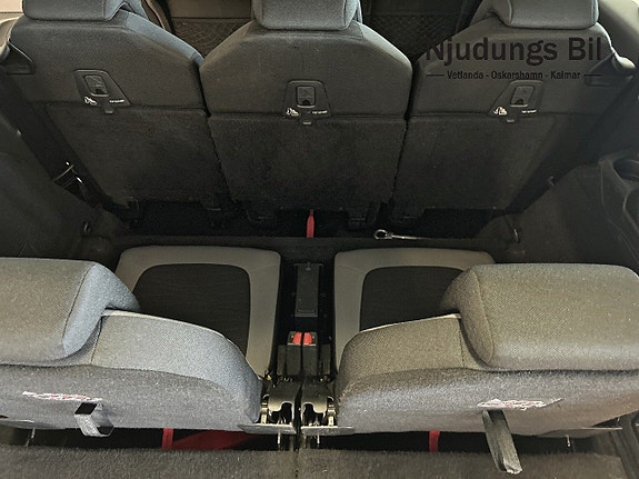 Citroen Grand C4 Picasso 6 of 11