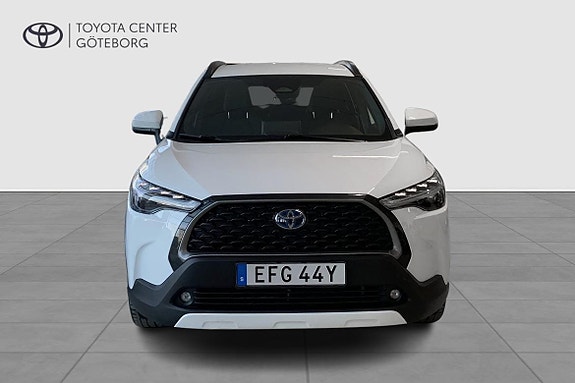 Toyota Corolla Cross 8 of 13