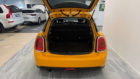 MINI One 6 of 15