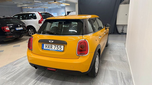 MINI One 5 of 5