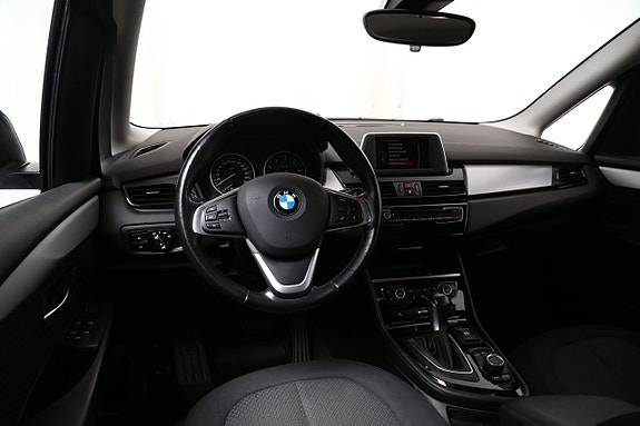 BMW 218 8 of 20