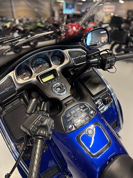 Honda Powersports GL1800 Gold Wing 1.8 30th Anniversary 5 of 5