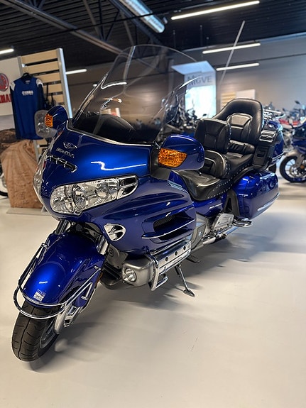 Honda Powersports GL1800 Gold Wing 1.8 30th Anniversary 11 of 13