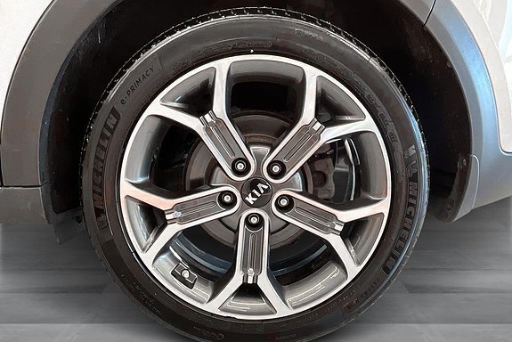 Kia XCeed 17 of 21